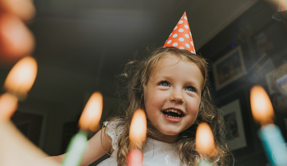 BARNEBURSDAG: Er det for mye press blant foreldre? Ifølge Louise Jeppesen og Karen Wolf er svaret ja.