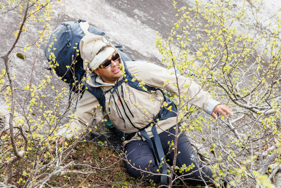 FISK PÅ LAND: Sebastian følte seg på ingen måte hjemme i naturen, og på et tidspunkt knakk han sammen.