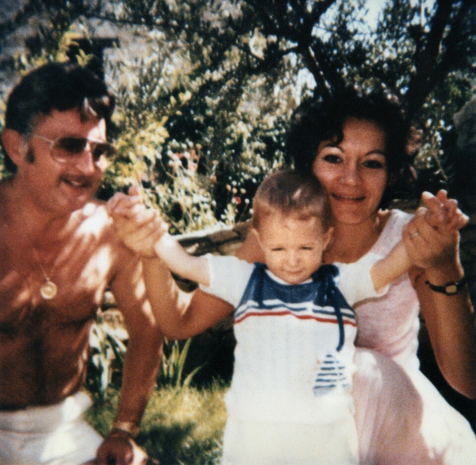 KRISTUS-KONKURRANSE: Sektleder Joseph Di Mambro og kona Jocelyn hadde angivelig fått datteren Emmanuelle gjennom luft-befrukting. Familien tålte ingen konkurranse om rollen som den fremtidige «Kristus»