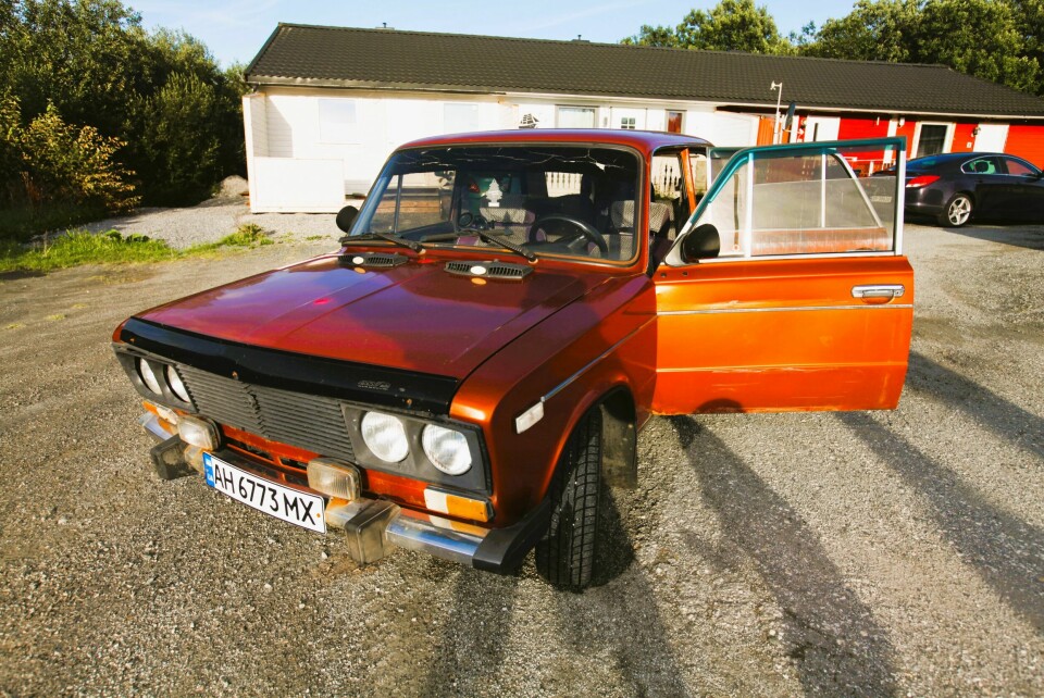 FLUKTBIL: Vaz 2106, eller Lada 1600 som den het i Norge, er fra 1995.