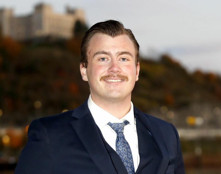 MARTIN KRAKHELLEN: Martin har gått fra et liv preget av gaming til et mer sosialt liv.