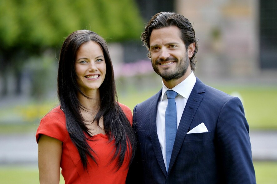 MØTT MED SKEPSIS: Mange svensker hadde ikke tro på at forholdet mellom Sofia og Carl Philip ville vare da de forlovet seg 27. juni 2014.