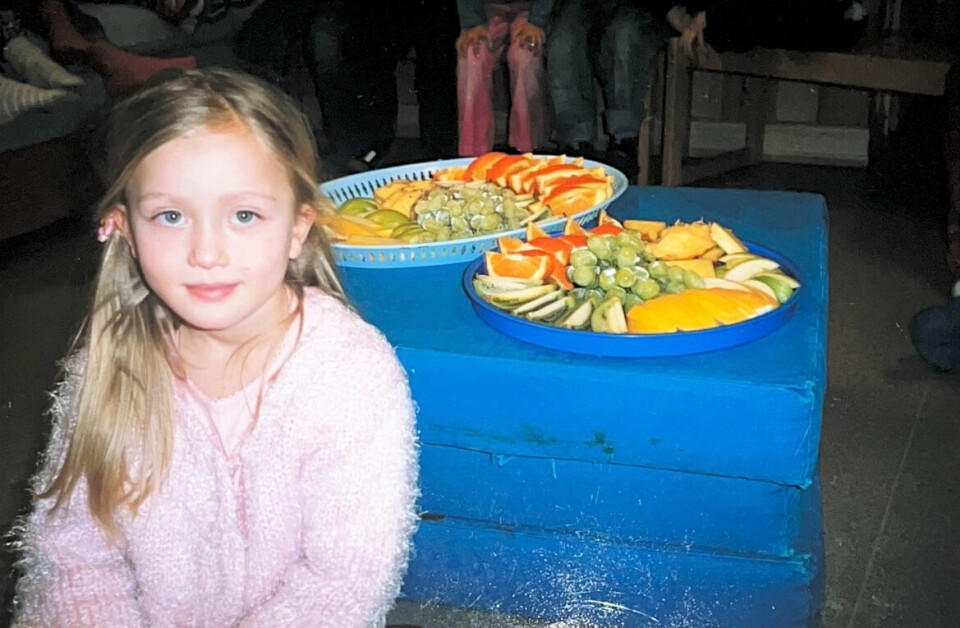 ØDELAGT BARNDOM: Eline gikk fra å være en sosial og sprudlende jente, til å bli innesluttet og stille etter at faren utsatte henne for overgrep.