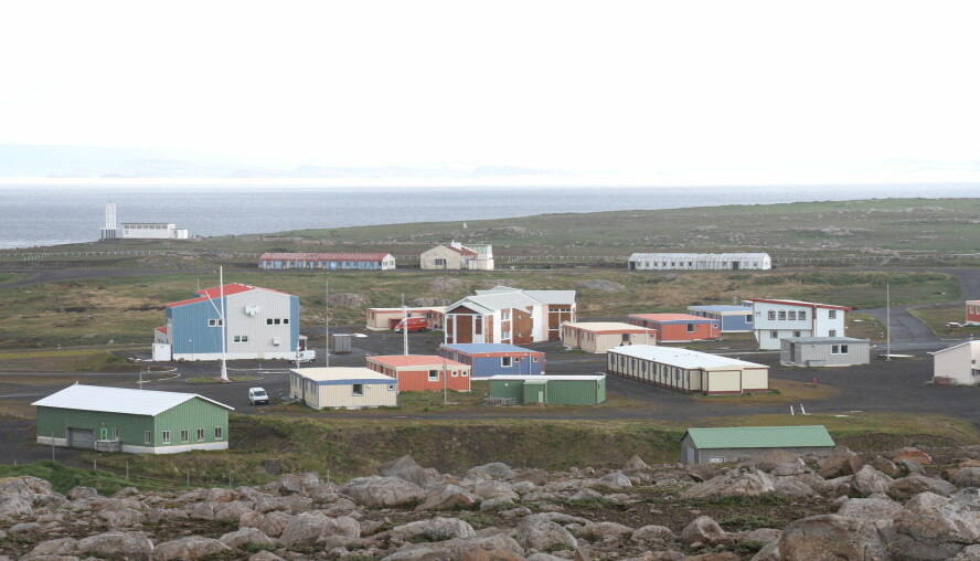 FORSKNINGSSTASJON MED FRANSK NAVN: Port-aux-Français er ikke så ulike Troll-stasjonen på Sørpolen, forteller Jan.