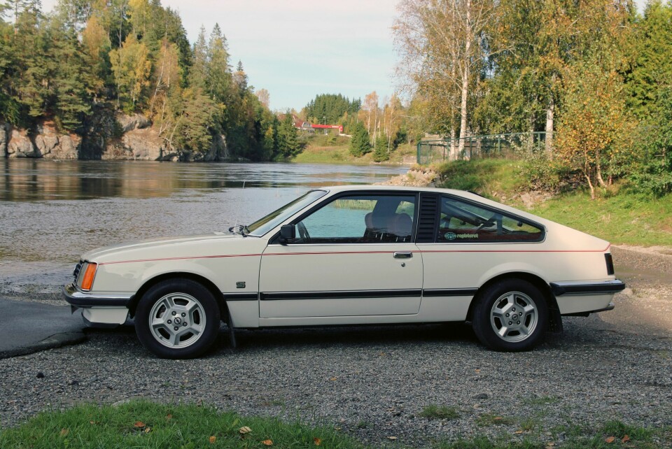 LINJELEKKER SPORTSCOUPé: 1978 Opel Monza skilte seg fra mengden da den ble lansert, og ser fortsatt vakker ut.