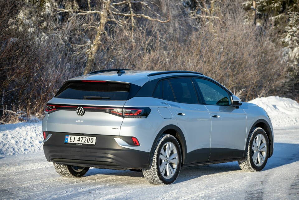 VW: ID.4 fås i to versjoner med 4WD. Vi har kjørt den rimeligste Pro 4Motion-utgaven og 286 hk. Tross mindre effekt og utstyr gjør den et bra inntrykk.