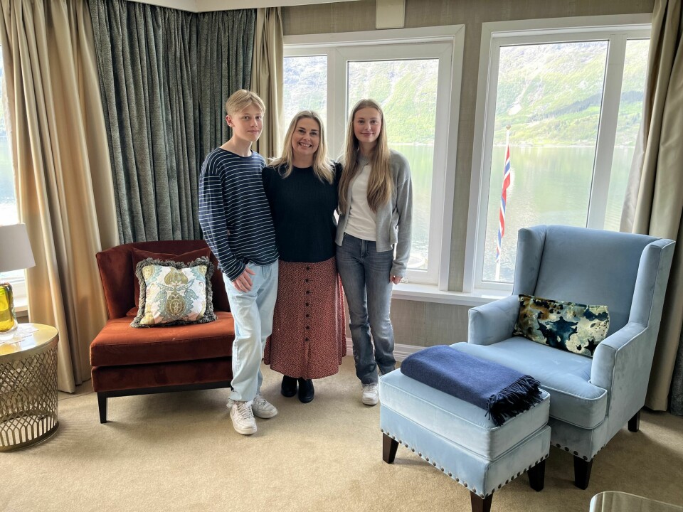 TENÅRINGSBARN: Elin Tvedt er i dag stolt mamma til Mikkel (13) og Milla (16) som begge bor hos henne.