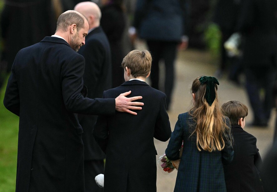Britain's Prince William, Prince of Wales walks with his children Britain's Prince George of Wales, Britain's Princess Charlotte of Wales and Britain's Prince Louis of Wales as they leave after attending the Royal Family's traditional Christmas Day service at St Mary Magdalene Church in Sandringham, Norfolk, eastern England, on December 25, 2024. (Photo by Oli SCARFF / AFP)