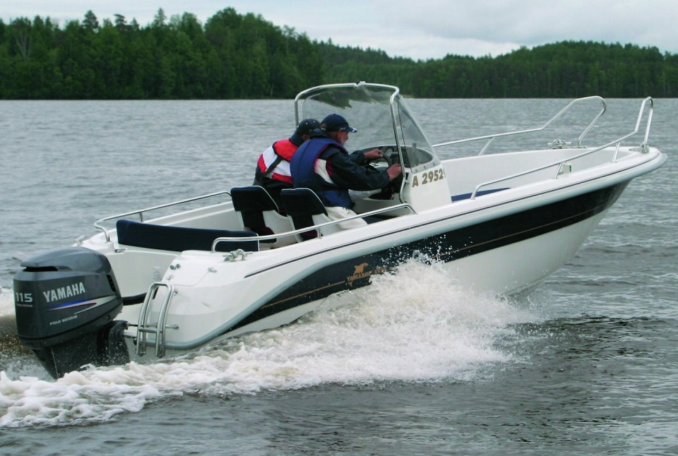 YAMARIN 59: Modellen kan også fås i en fin skjærgårdjeep-variant.