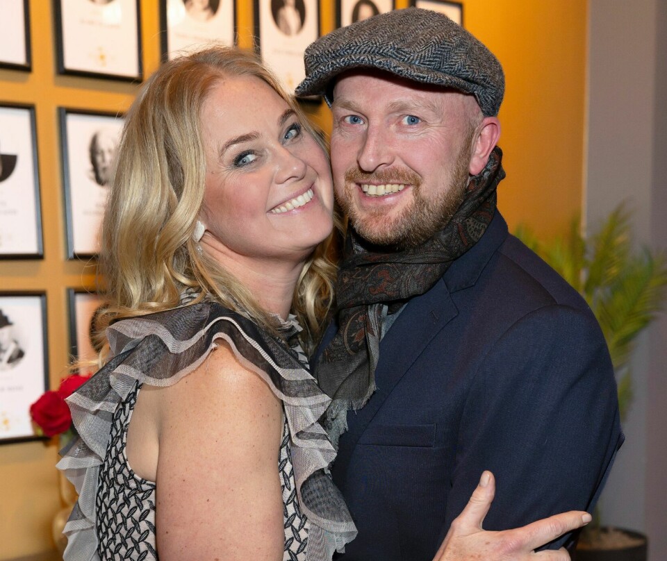 LYKKETREFF: Björg kjøpte seg småbruk i Valdres, og der traff hun kjæresten Torbjørn Kjellmann. Nå venter en lang sommerferie sammen!