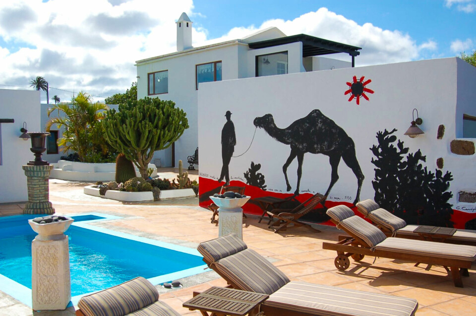 SOV SØTT: Hva med noe annet enn en klassisk resort ved kysten? Lanzarote har flere nydelige landhotell.