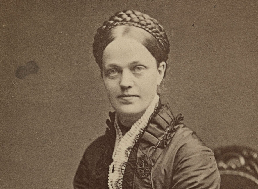 FREDSMOREN: Dikka Møller skrev jevnlig avisinnlegg om viktigheten av å jobbe for fred i verden. Hun ble omtalt som Norges Fredsmor.