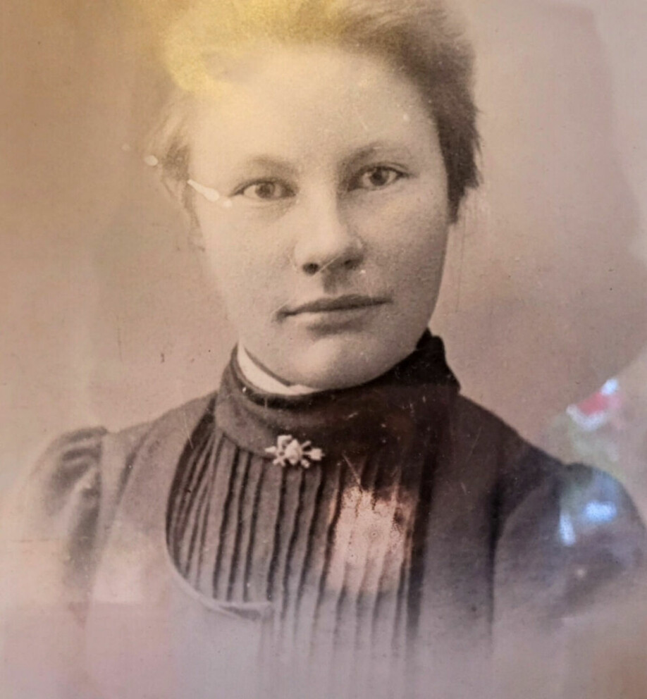 VINNENDE VESEN: Hun hadde et så vinnende vesen at det var umulig ikke å bli glad i henne. Både voksne og barn merket det når Anna kom inn i rommet. Selv forfatteren Knut Hamsun, som skrev lite pent om samene, myknet når Anna var rundt ham.