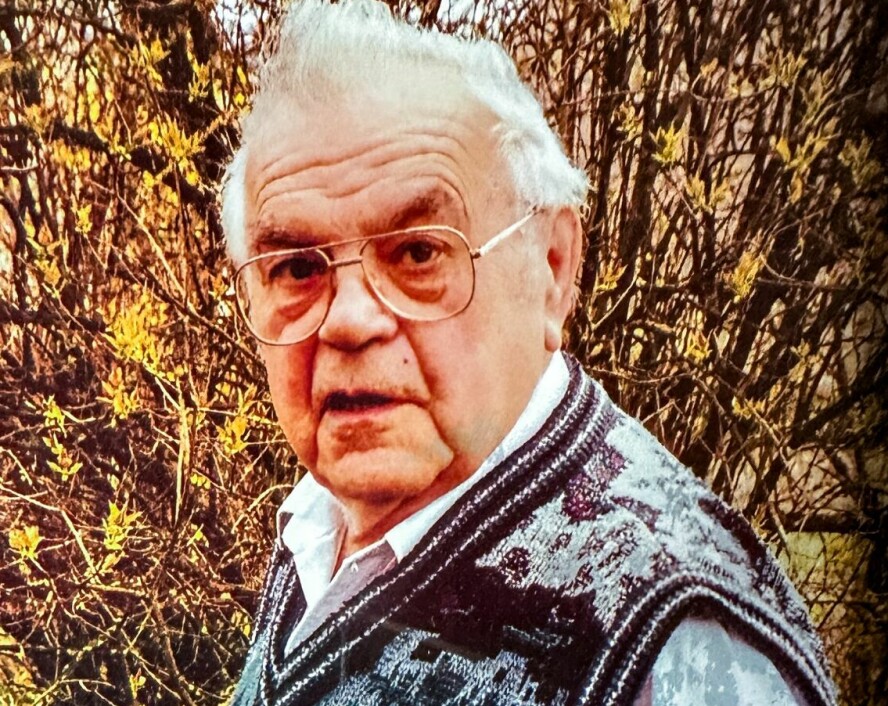 LIKHETER: Milan trodde det var et bilde av broren Norodd da han så dette bildet av sin far.