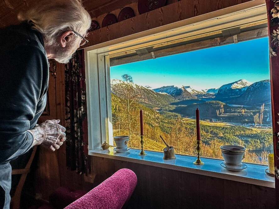 FANTASTISK UTSIKT: Milan er stolt av Solheim, stedet hvor han vokste opp med sine besteforeldre.