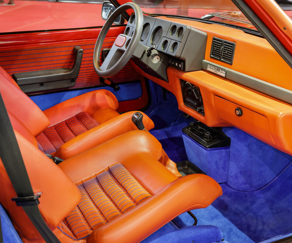 ORIGINALEN: Bertone-cockpiten i den første Turbo-versjonen