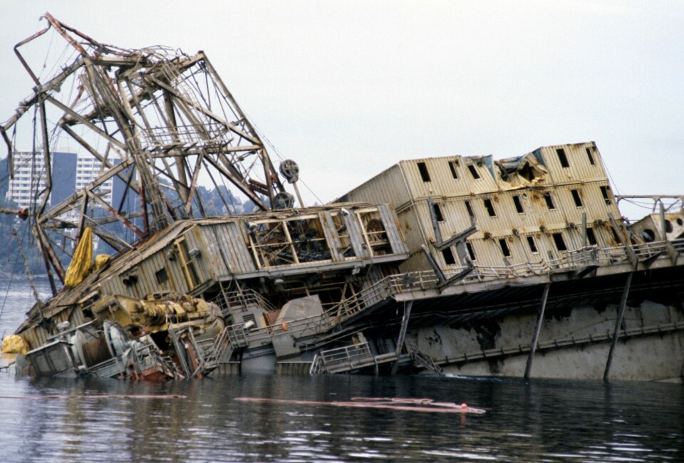 EN SKAMPLETT: Historien om Alexander Kielland-plattformen er et mørkt kapittel i norsk oljehistorie. Mye er holdt skjult og mye skulle vært gjort annerledes på sikkerhetsfronten.