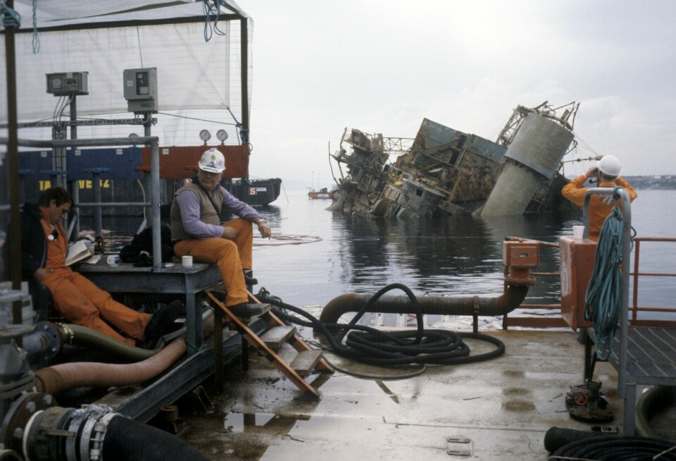 HEMMELIGHOLD OG SVIK: Flere rapporter, senest en fra januar 2025, kan fortelle om fortielser, unnvikelser og hemmelighold i etterkant av ulykken. Og om hjelp som ble holdt tilbake, og om et svik fra oljestaten Norge som er lite å være stolt av.