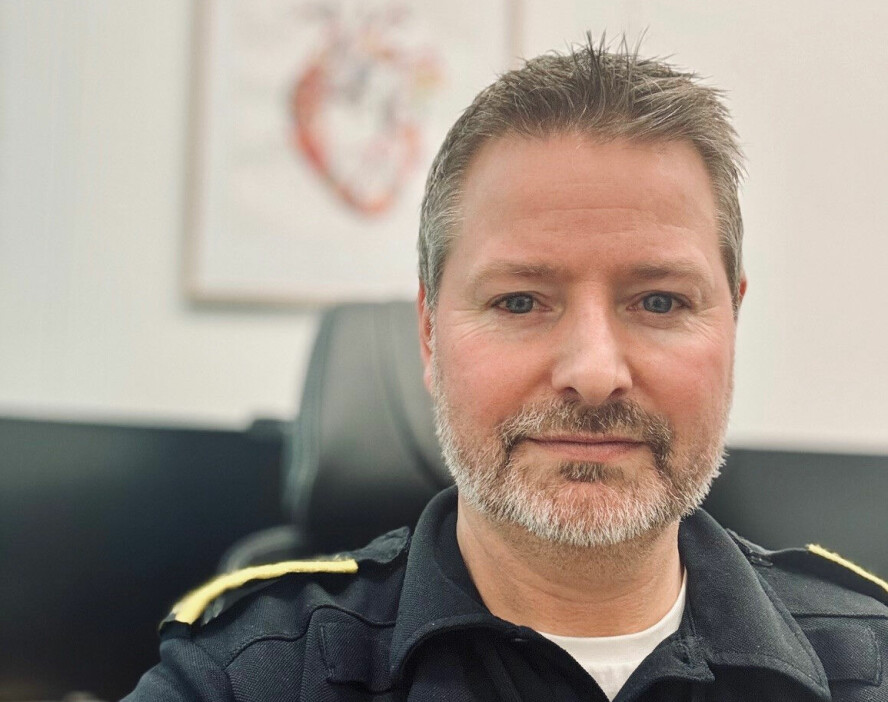 UTEN PAPPA: Ole Kristian Skomedal som bare var tre år da pappa døde, har kjent på en tomhet og et savn i hele sitt liv. Han vet hvor skjørt livet er. Han går aldri til sengs uten å si til barna hvor glad han er i dem.