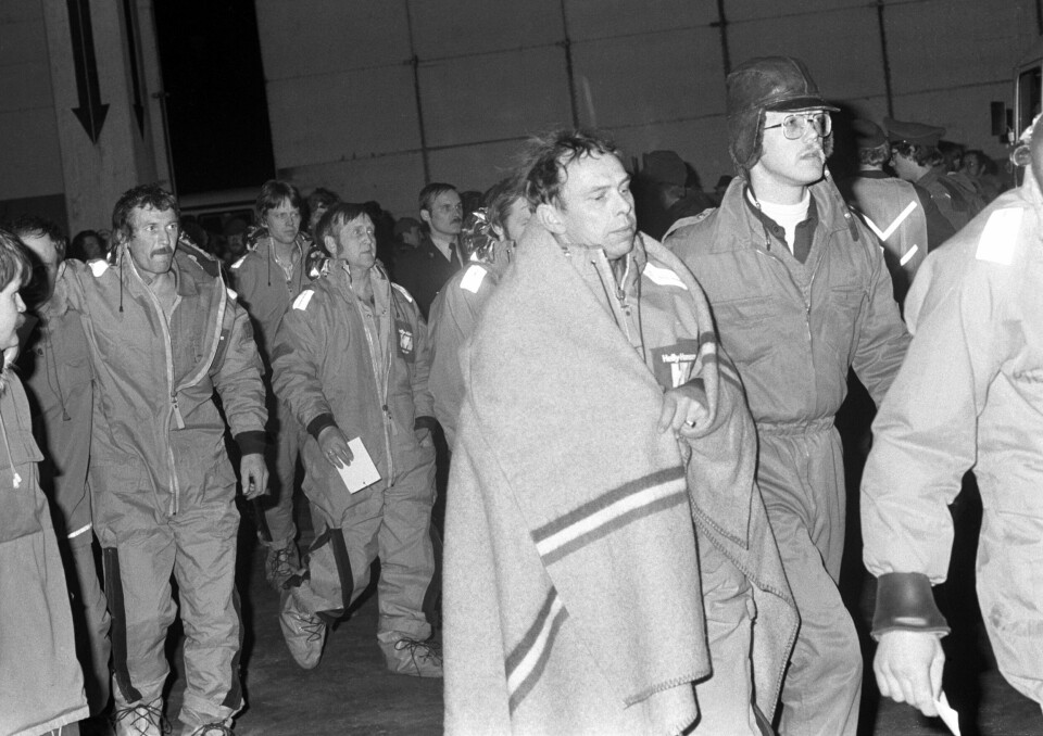DE SOM OVERLEVDE: Nyhetene rullet og gikk, listen over savnede ble lenger og lenger. Først fem dager etter ulykken ble Tom Skomedal funnet på bunnen av havet.