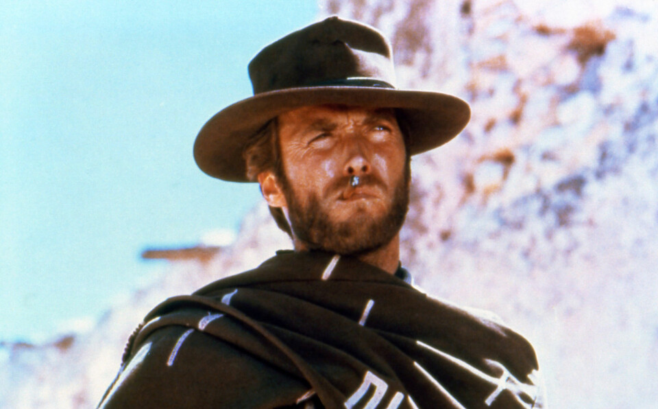 JOE, MANNEN UTEN NAVN: Clint med sigaren i gjennombruddsfilmen «For en neve dollar» (1964). I virkeligheten avskyr Clint tobakk.