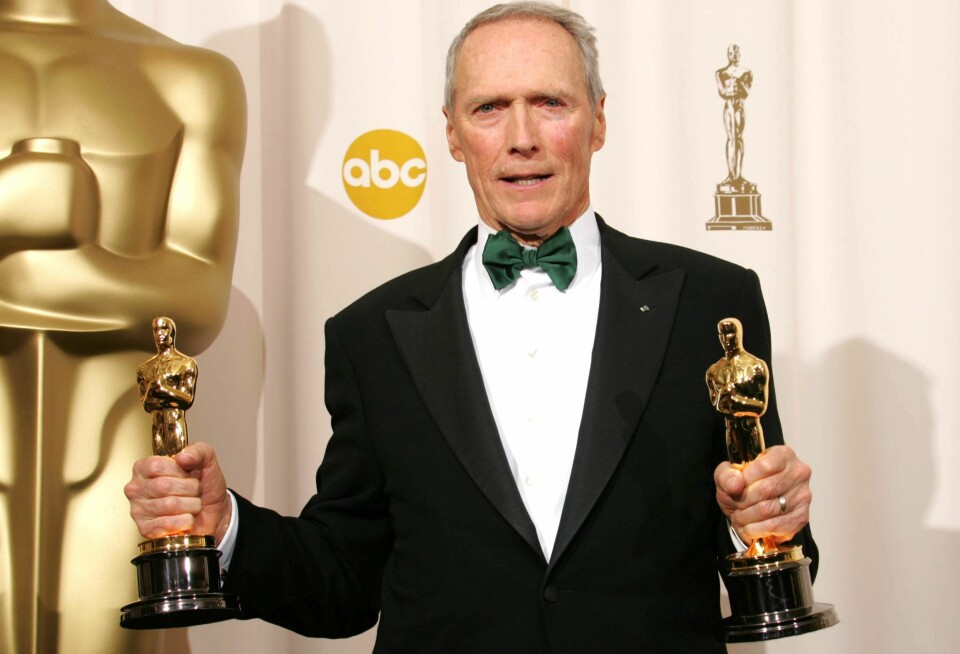 PRISBELØNT REGISSØR: Clint Eastwood vant to Oscar-statuetter for filmen «Million Dollar Baby». Her er han på Oscar-utdelingen i Los Angeles 27. februar 2005.