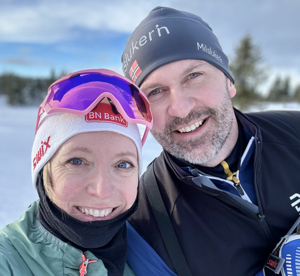 AKTIVE SAMMEN: Yvonne og Thomas deler en lidenskap for sport og friluftsliv – enten det er på ski i påsken eller løpeturer i hverdagen.