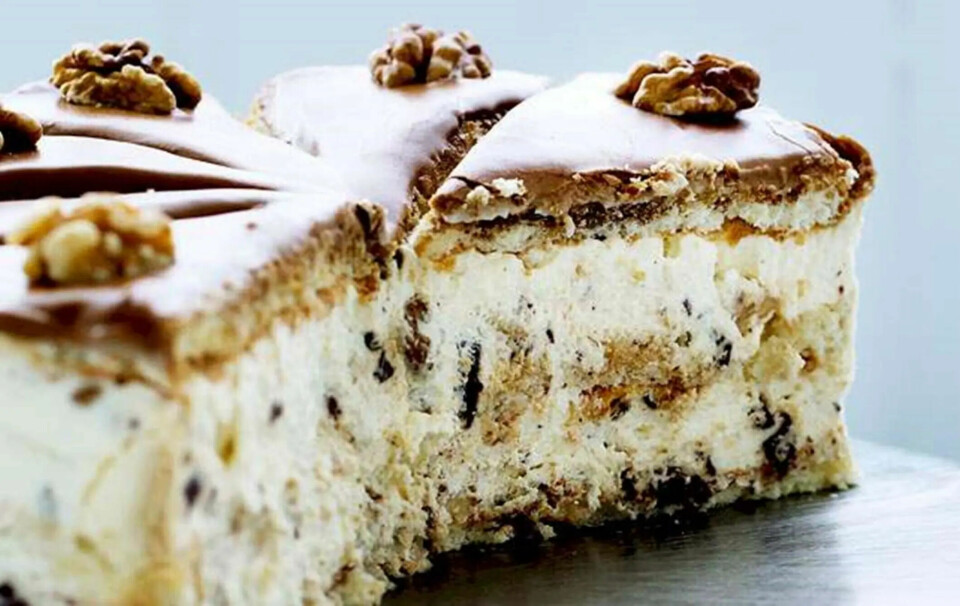 LEKKER: Det går gjetord om valnøttkaken fra Svinkløv Badehotel både innen- og utenfor Danmarks grenser.