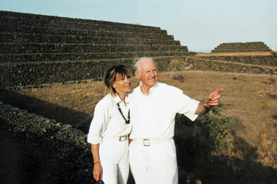 BARNDOMSHELT: Jaqueline Beer er ganske mye yngre enn Thor Heyerdahl, og visste godt hvem han var mange år før hun møtte ham.