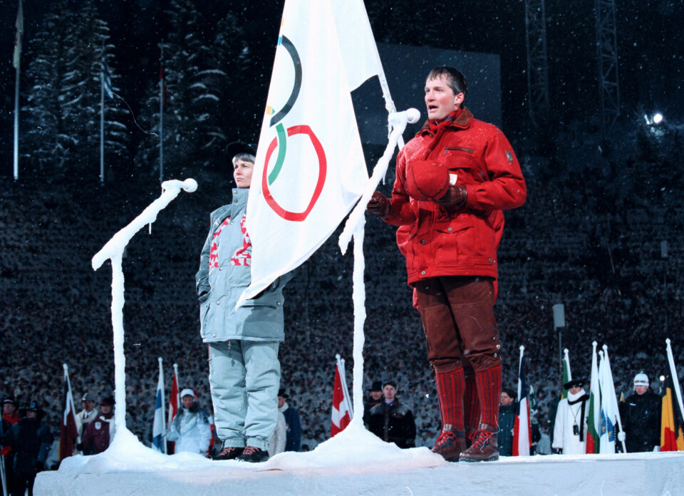 ÆREFULLT OPPDRAG: Under åpningsseremonien på OL på Lillehammer i 1994 var det Vegard Ulvang som var valgt ut til å avlegge Den olympiske ed på vegne av utøverne.