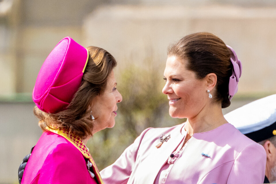 NÆRT FORHOLD: Dronning Silvia er en viktig rådgiver for kronprinsesse Victoria både på gode og mindre gode dager.