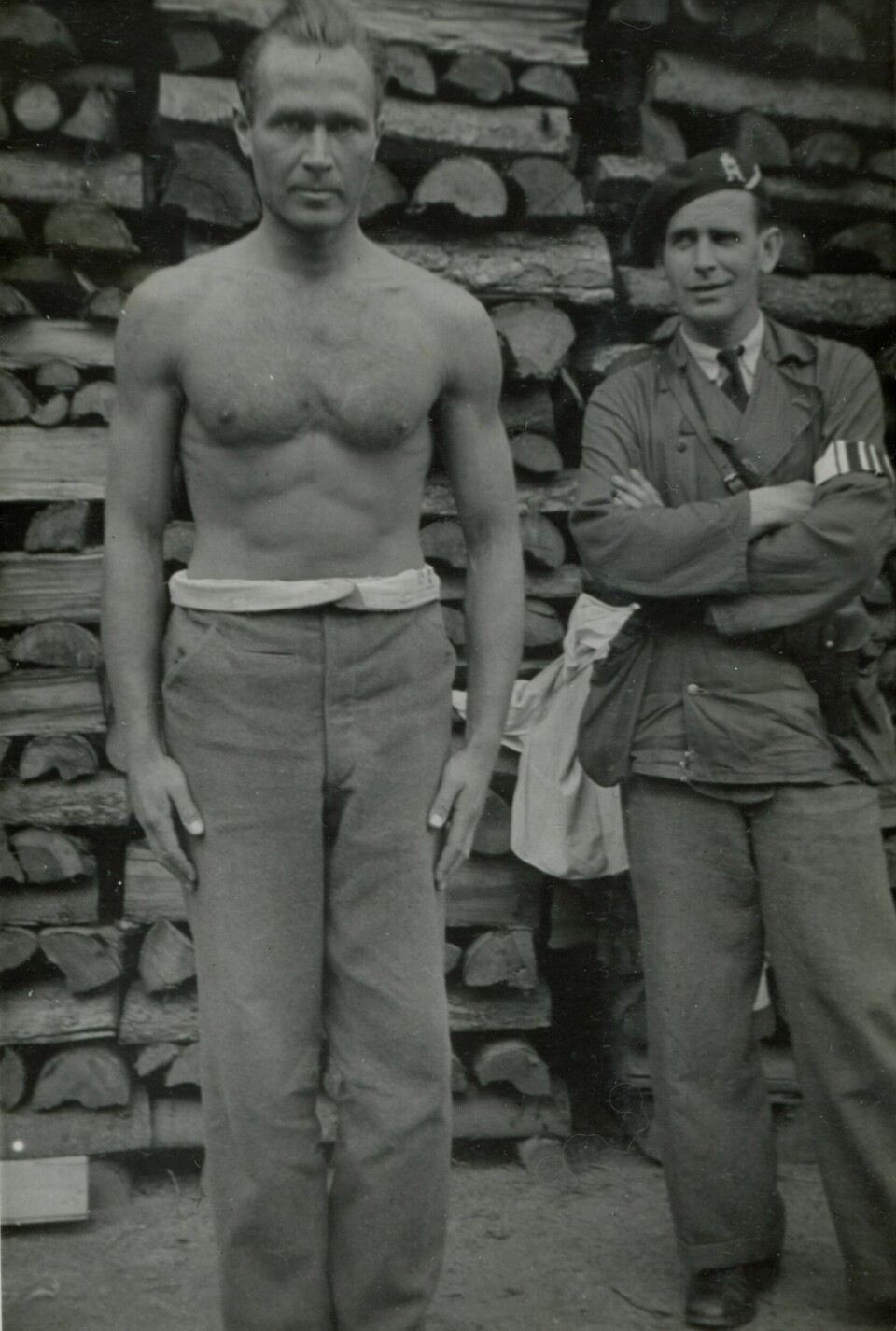 VINNER OG TAPER: Nazisten og kvinnebedåreren Siegfried Fehmer og krigshelten Max Manus i fengselet.