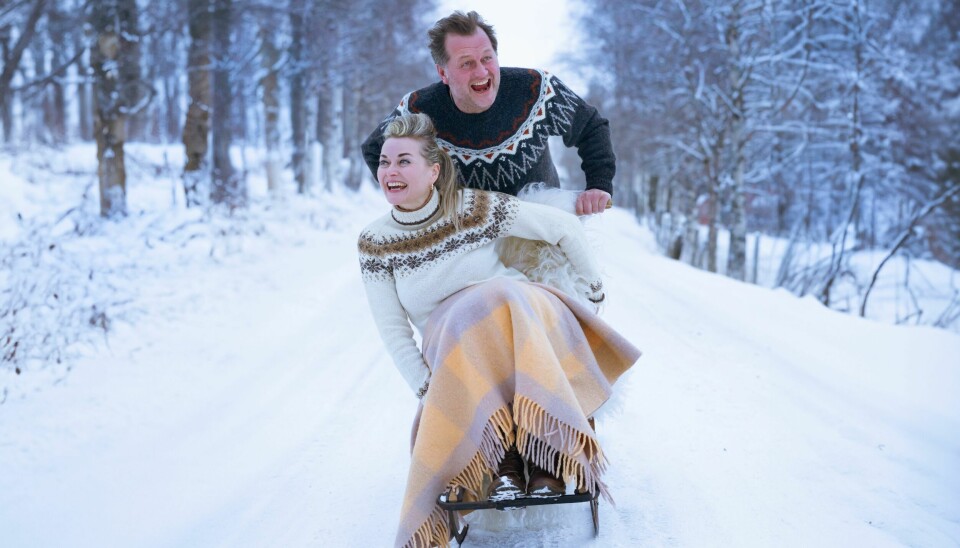 JUBEL: – Vi har det moro med det meste vi gjør sammen, sier Tove og Espen. Selv en sparktur får dette paret til å juble.