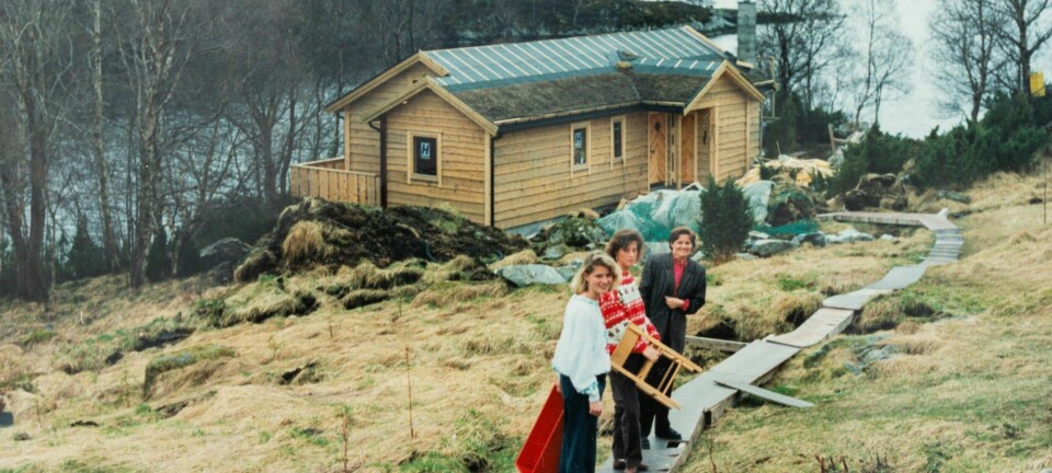 Hyttelivet til Atle og Bitte startet med en skogshytte. Nå er uterommet forvandlet til en oase