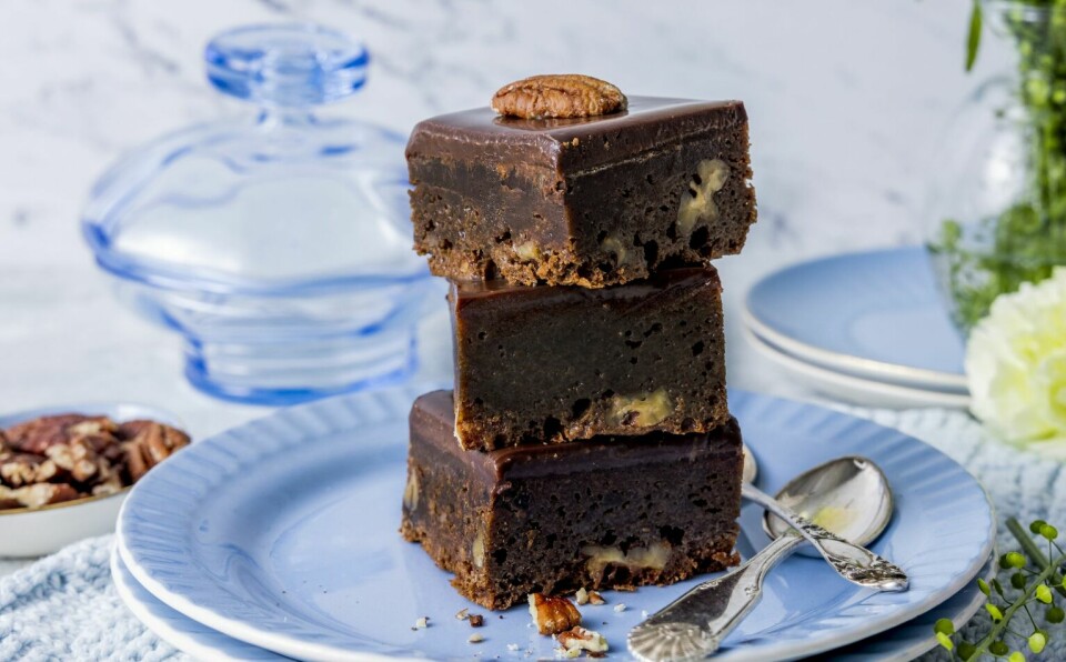 BLANT LISE FINCKENHAGENS FAVORITTER: Brownies med pekannøtter og glasur er en god smaksopplevelse.