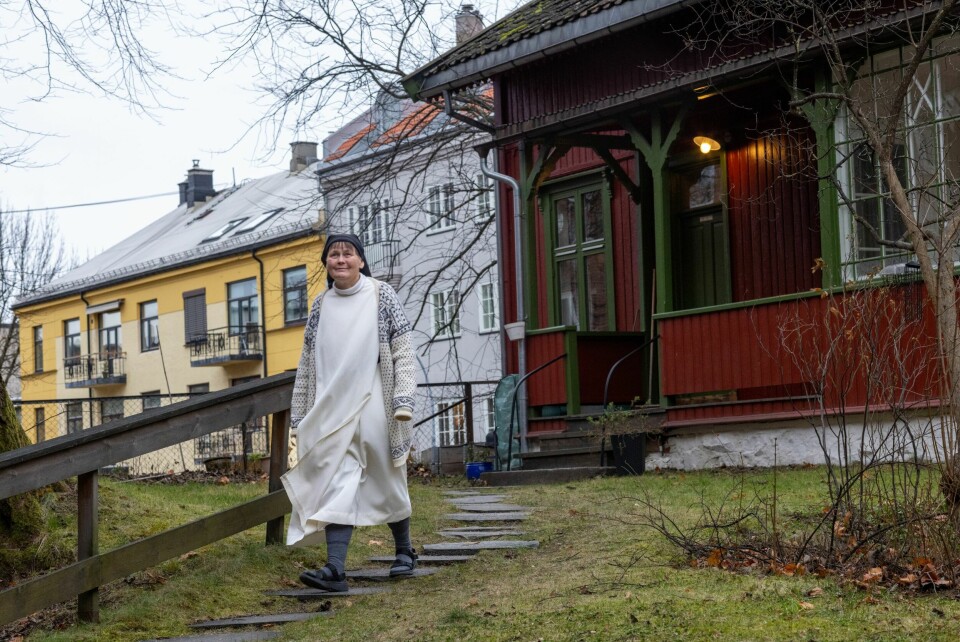 NONNER I BYBILDET: Det er ikke uvanlig å observere dominikanerinnene rundt om i byen.