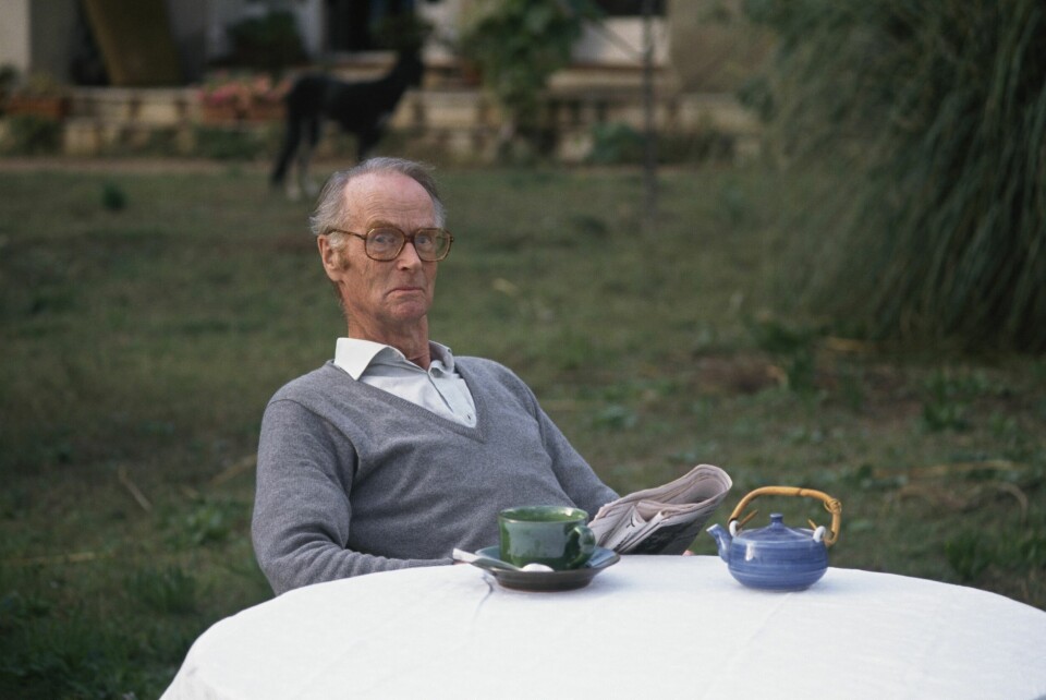 DEN FEMTE MANNEN: John Cairncross ble konfrontert med spionvirksomhet allerede i 1951. Cairncross nektet, men mistet jobben som offentlig tjenestemann og dro til USA. Han tilsto først i 1964, men avsløringen ble holdt hemmelig i bytte mot samarbeid og ingen tiltale. Han nektet for å ha delt informasjon med Sovjetunionen som kunne skade England. På 1990-tallet ble han identifisert som «Den femte mannen» i Cambridge-ringen av tidligere sovjetiske etterretningsoffiserer, som også hevdet at Cairncross hadde fremskaffet informasjon om britenes og amerikanernes fremdrift i utviklingen av en atombombe. Cairncross døde av slag i 1995, 82 år gammel.