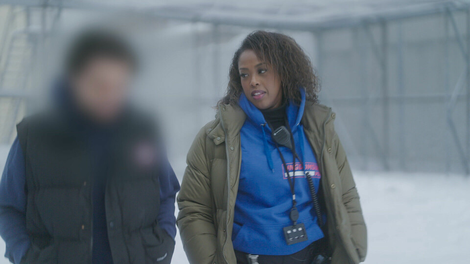 KREVENDE JOBB: Hver dag jobber Fatima med rehabilitering av unge lovbrytere i Oslo fengsel. Hun ble først kjent gjennom TV 2-serien med samme navn.