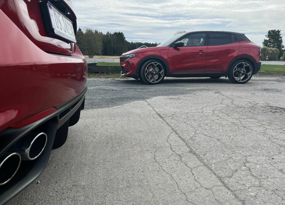 HISSIG VARIANT: Alfa Romeo Junior finnes i flere versjoner, men den norske importøren har valgt å fokusere den sportslige Veloce-utgaven, som koster fra 419 000 kroner.