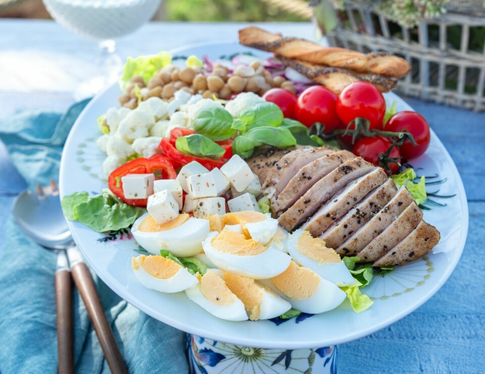 KYLLING OG KIKERSALAT