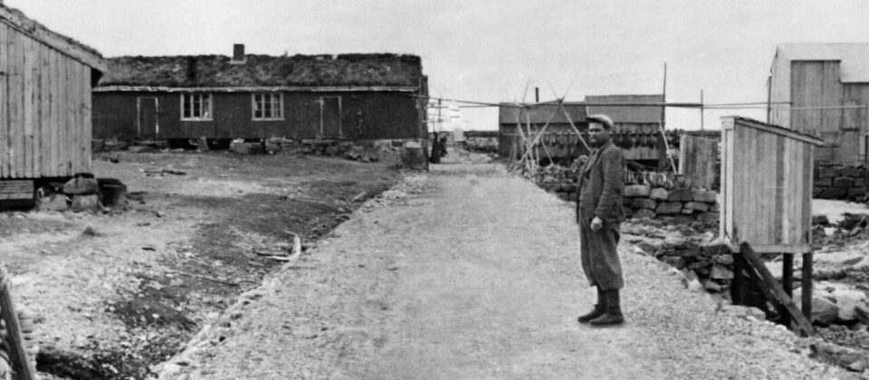 SVUNNEN TID: Kleivan i en tid da det ble drevet aktivt fiske herfra. Salteriet til høyre, og rorbua med torvtak rett frem.