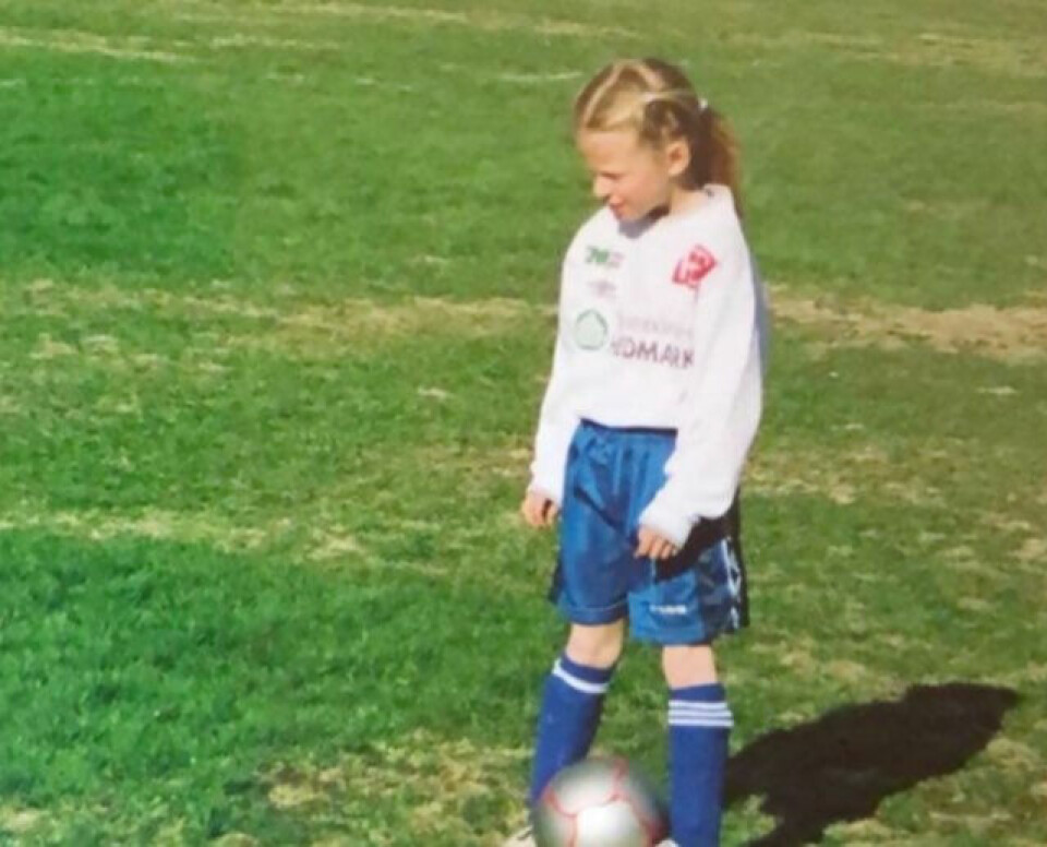 FOTBALLFRELST: Ingrid var bare fire år da hun prøvde seg på fotballbanen første gang. Deretter gikk det slag i slag.