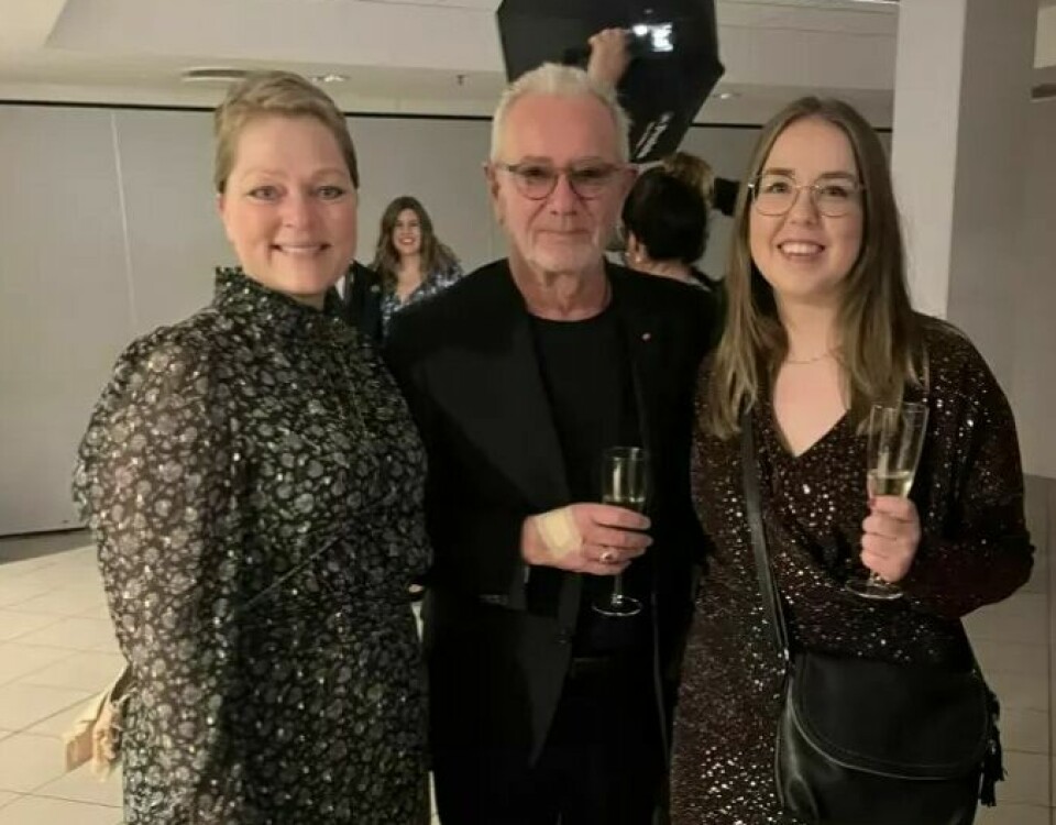 HEIDI OG ÅGE: I januar vant Marthe prisen for Årets hverdagshelt, samme kveld som Åge Aleksandersen ble Årets trønder. Det var et stort øyeblikk som måtte foreviges. Til venstre Beth Helen Liland, en av Marthes trofaste medhjelpere.