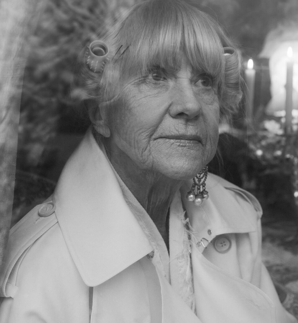 BEKYMRET: Lotte frykter tiden vi lever i er enda farligere enn under andre verdenskrig.