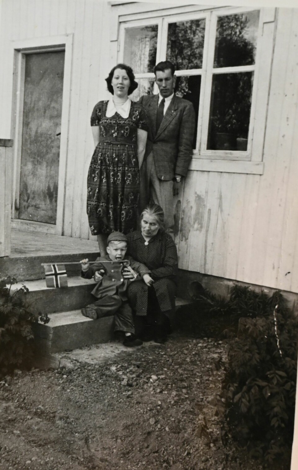 GENERASJONENE: Sigbjørn med foreldrene Arnlaug og Jens, og bestemor Ida.