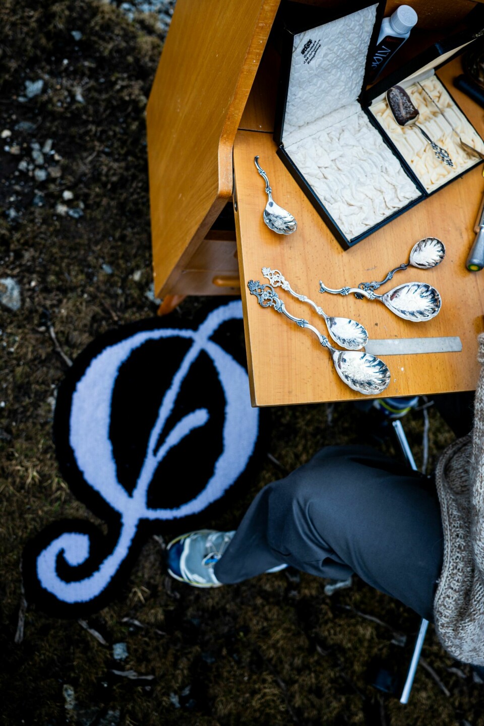 BEDRIFT: Han utdannet seg til sykepleier, men da koronapandemien kom, måtte han finne seg en hobby. I dag er hobbyen blitt til en jobb.