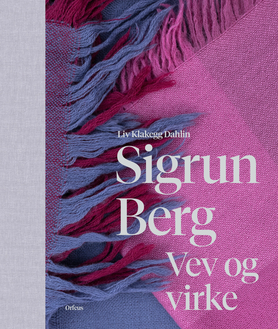 LEVD LIV: Boken om Sigrun Berg og hennes virke er spennende og spekket med flotte bilder fra tekstilkunstnerens mange arbeider.