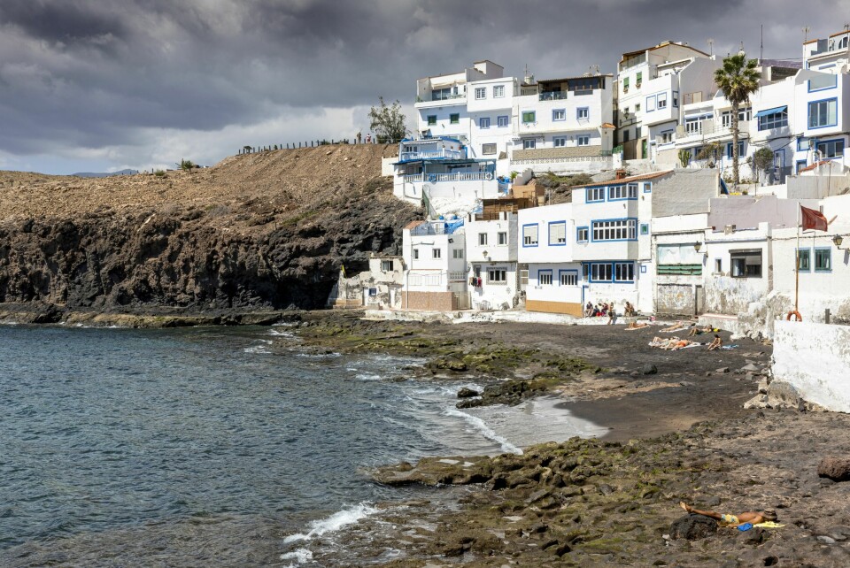 STRØMLØST: Ikke alt på Gran Canaria er en moderne turist-maskin. Landsbyen Tufia, som ikke ligger langt fra Playa del Inglés, fikk strøm først i 1997.
