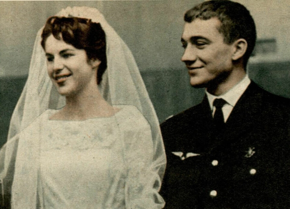 NYGIFT I 1957: Lykken hadde alltid smilt til Bernard Ziegler − jagerpilot med en rask karriere bak seg. Her med sin hustru, Jacqueline. De fikk tre barn sammen, og hun overlevde ham da han gikk bort i 2021.