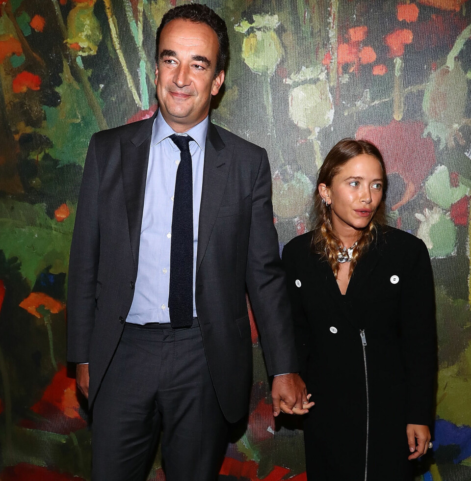 KJÆRESTER: Olivier Sarkozy og Mary-Kate Olsen avbldet sammen i New York i 2017.